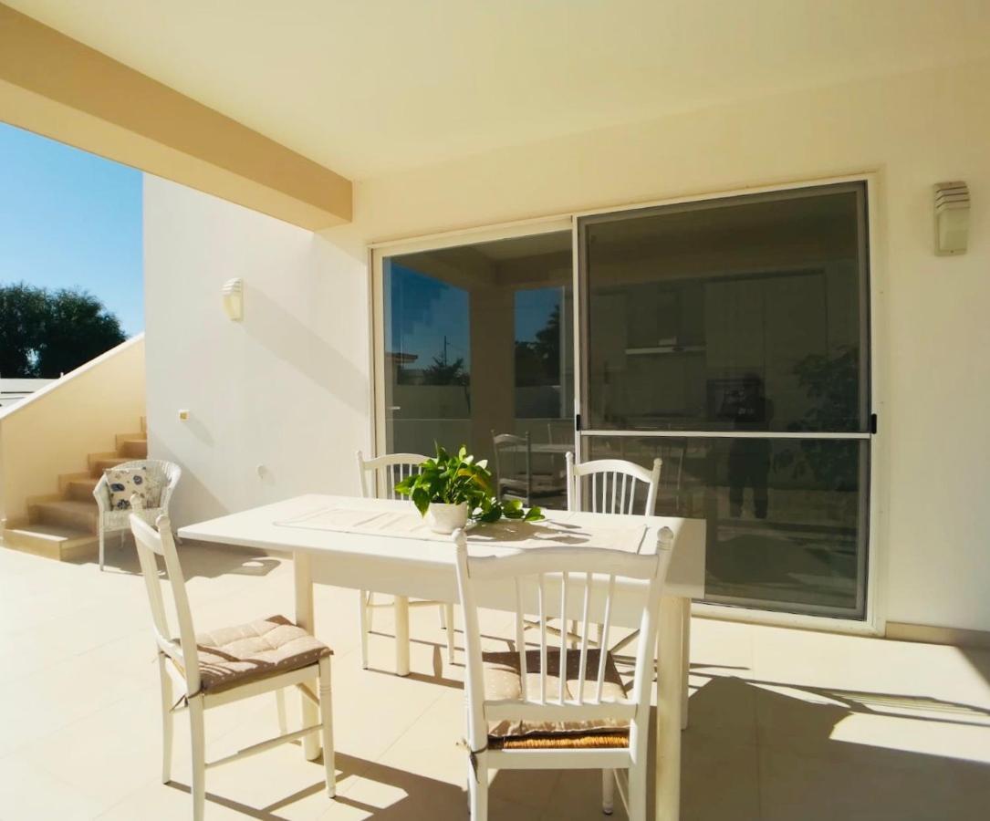 Dolcevitasuites - Modern 3 Bdr Villa In S. Lorenzo Reitani Exterior photo
