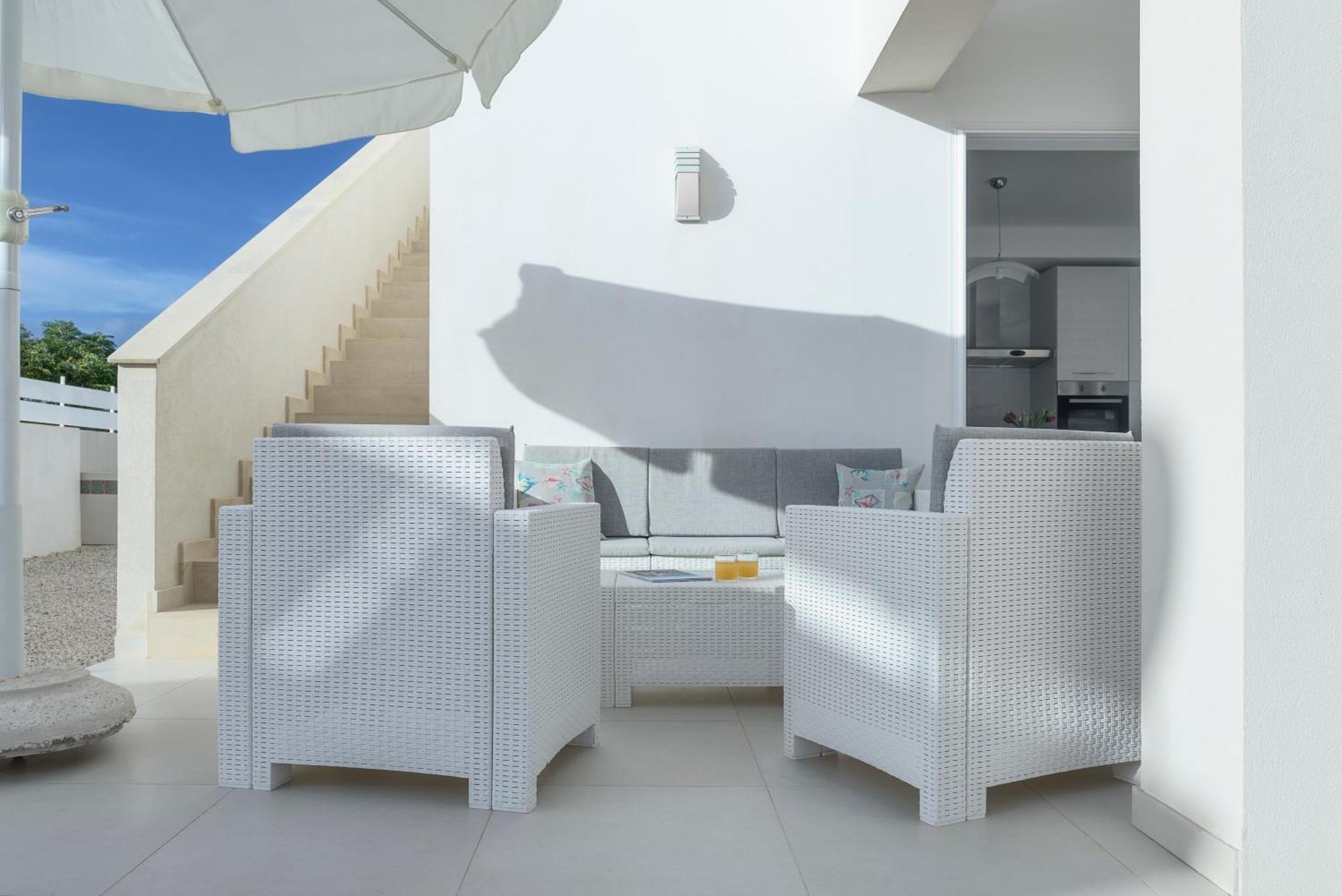 Dolcevitasuites - Modern 3 Bdr Villa In S. Lorenzo Reitani Exterior photo