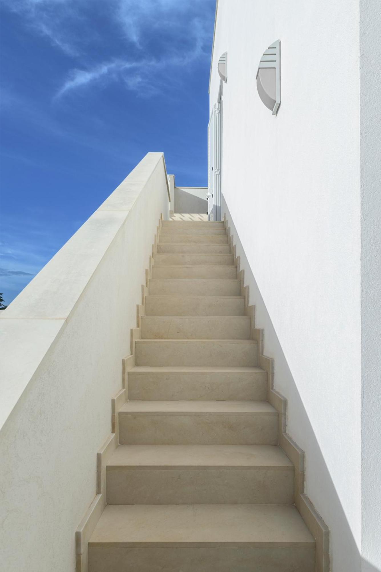Dolcevitasuites - Modern 3 Bdr Villa In S. Lorenzo Reitani Exterior photo